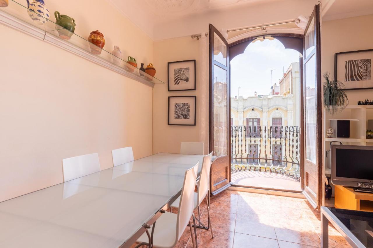 Aparteasy - Modernist Flat In Eixample Center Apartament